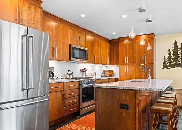 Rmr: The Town Square Loft In Downtown Apartment Jackson