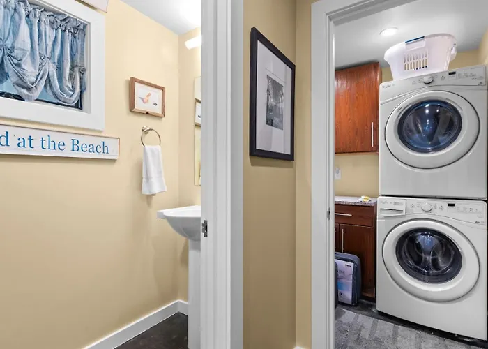 Rmr: The Town Square Loft In Downtown
