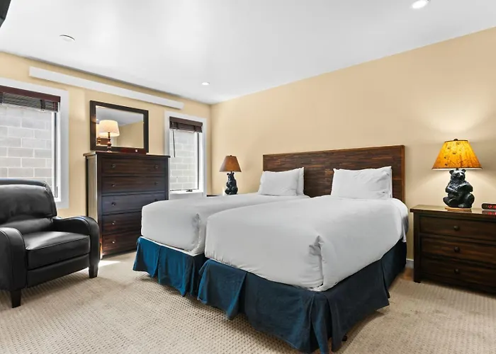 Rmr: The Town Square Loft In Downtown * Jackson