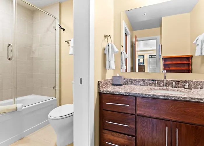 Rmr: The Town Square Loft In Downtown * Jackson